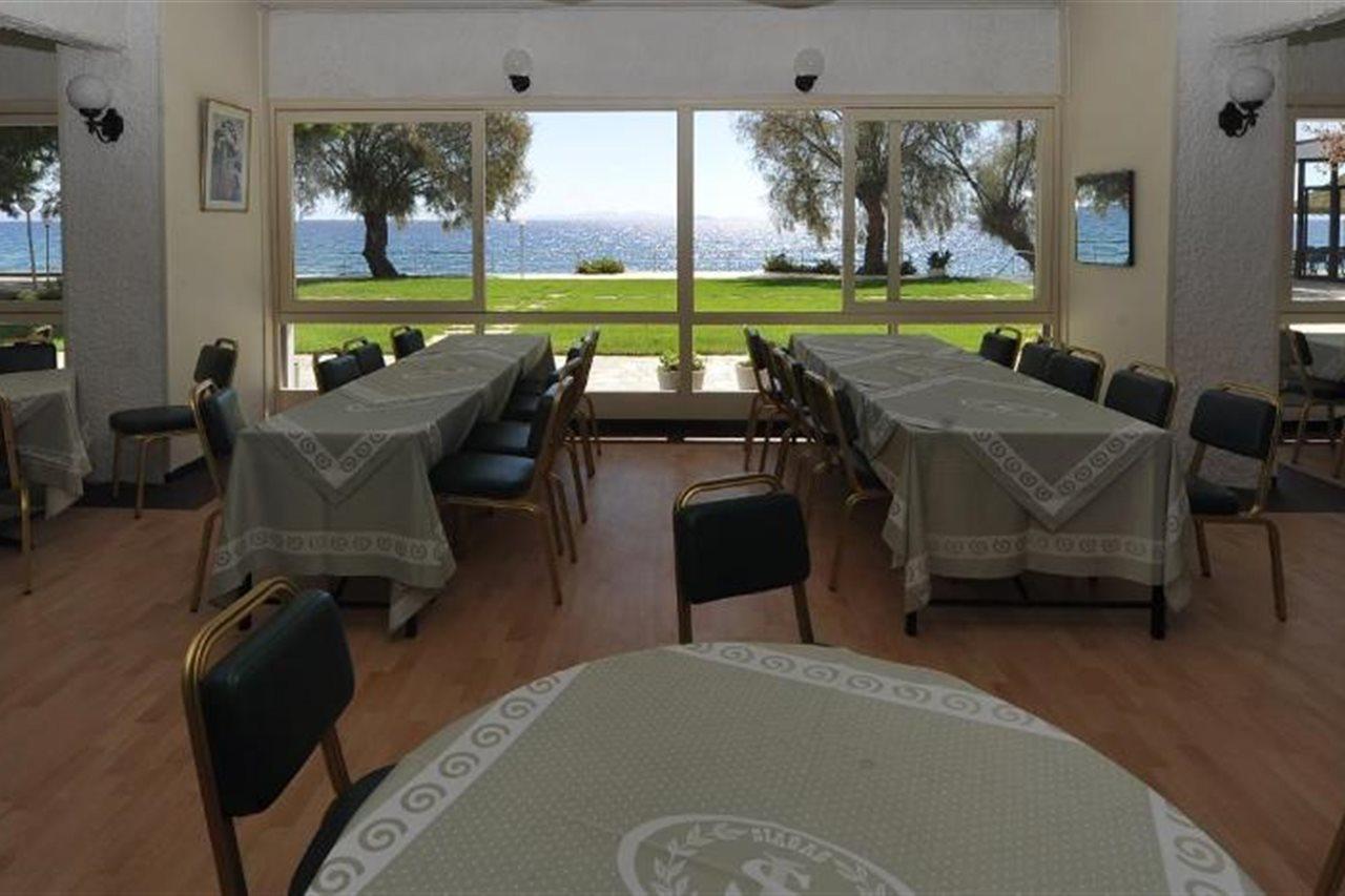 Siagas Beach Hotel 아이 테오도리 외부 사진