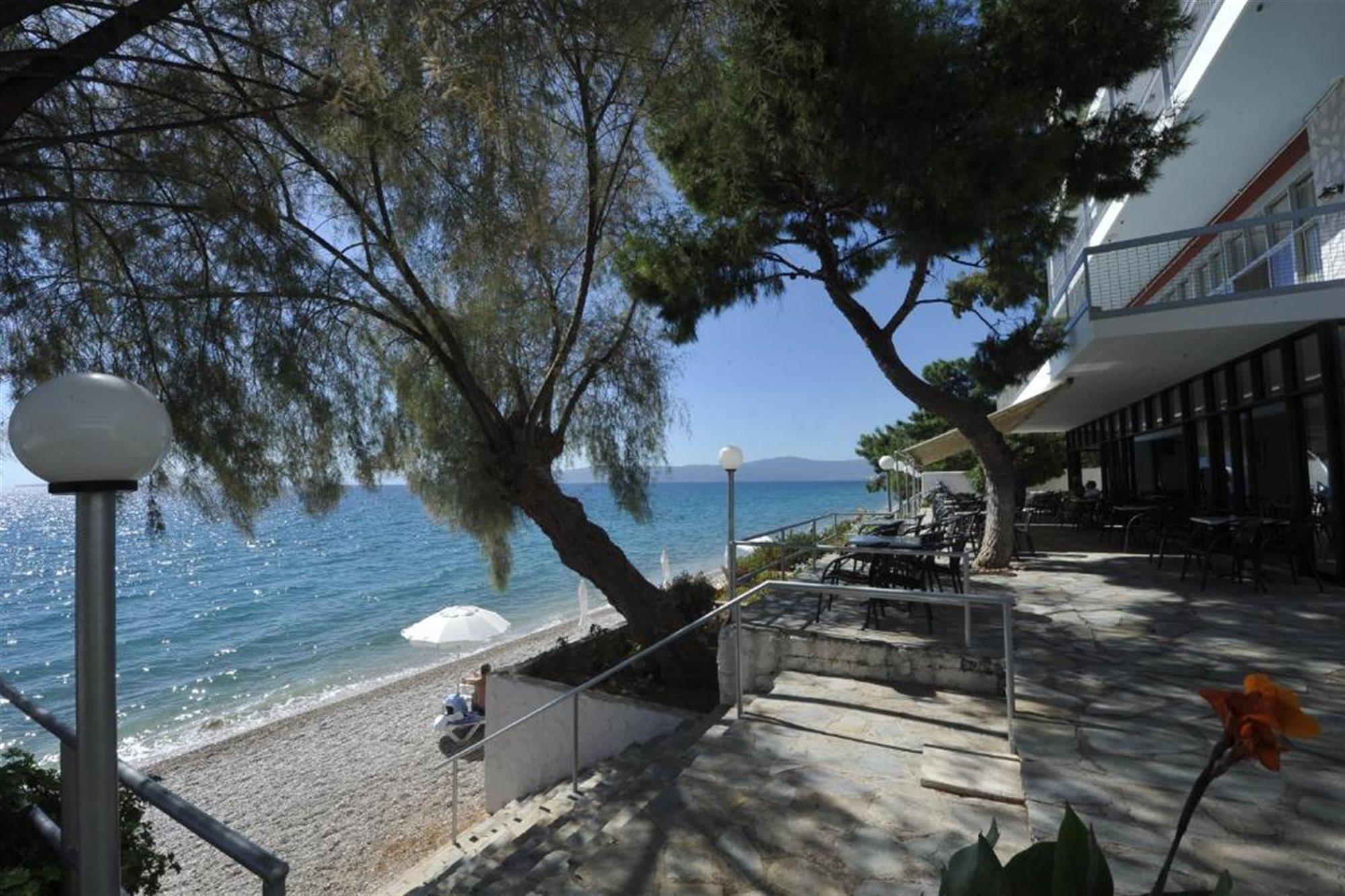 Siagas Beach Hotel 아이 테오도리 외부 사진